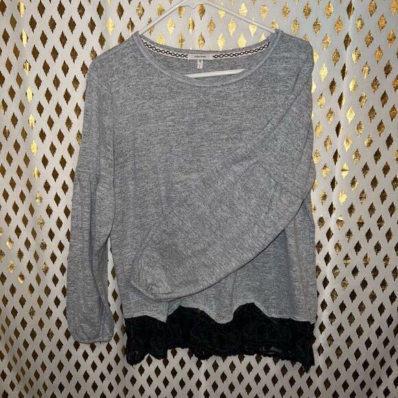 Maurices gray lace top blouse size L - Picture 1 of 5
